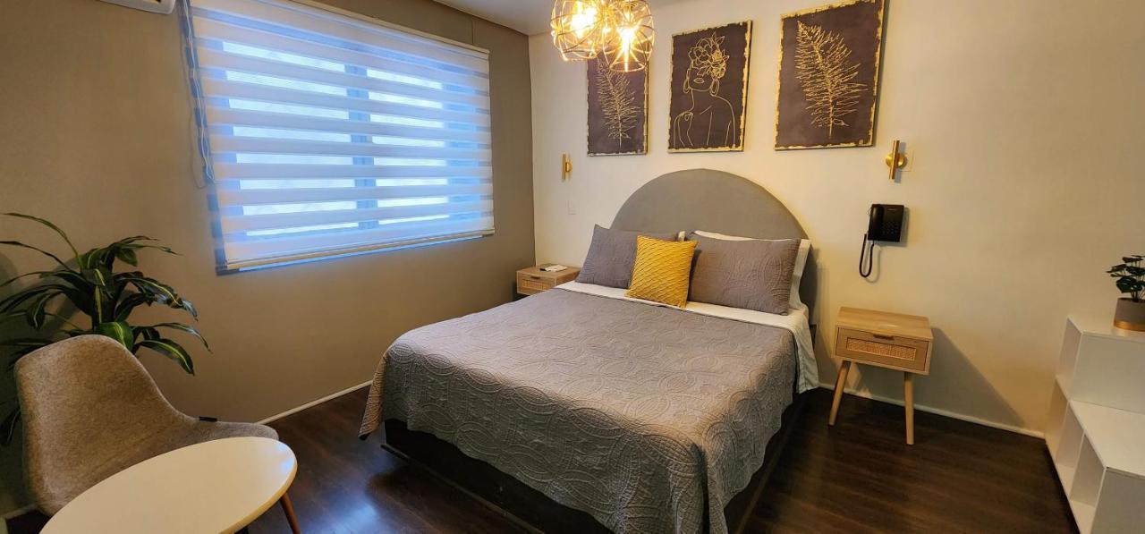סנטיאגו Hotel Voila La Moneda מראה חיצוני תמונה
